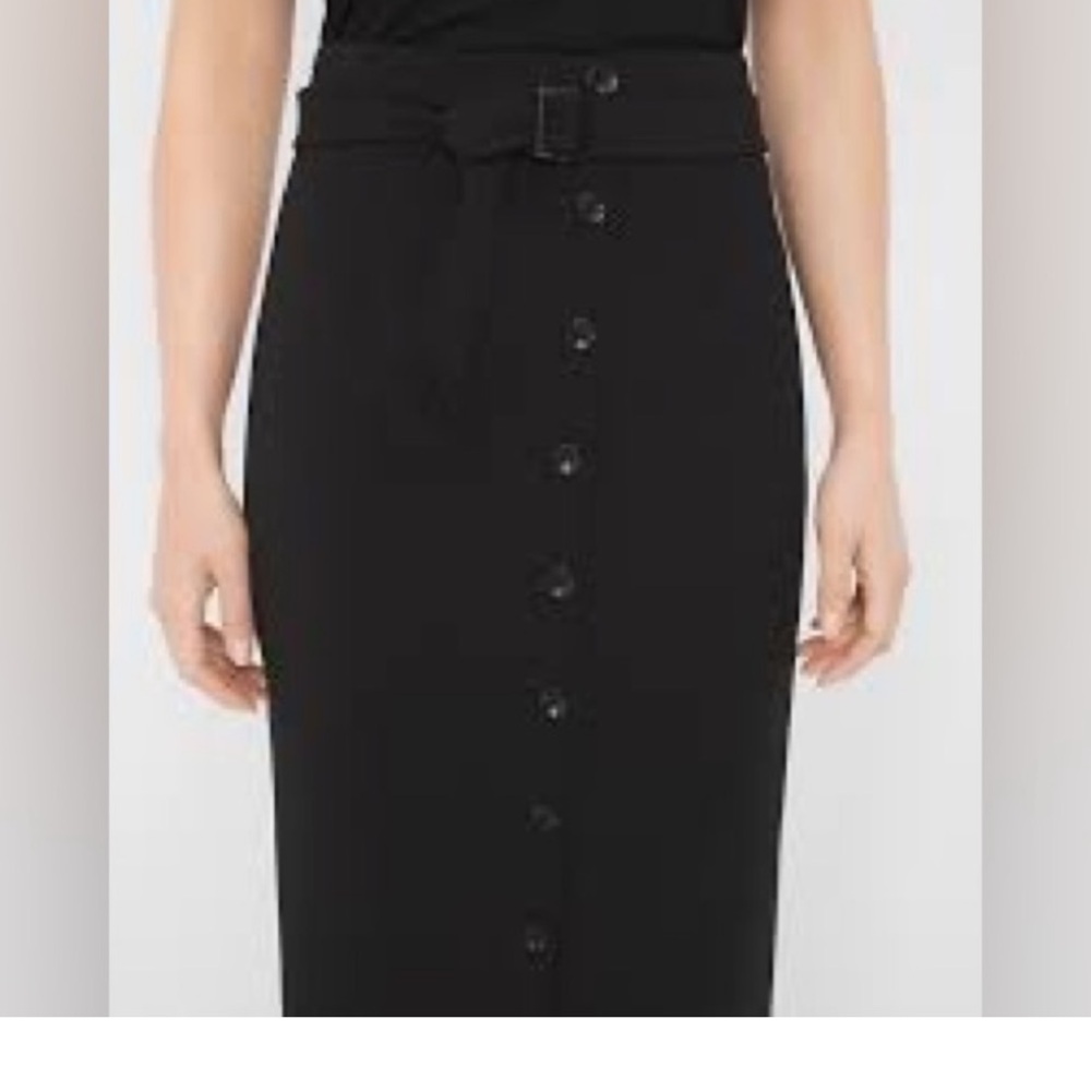 Chic Black Button-Down Pencil Skirt